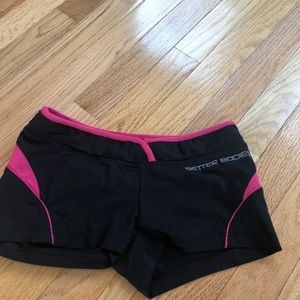 Better Bodies Hot Shorts MEDIUM